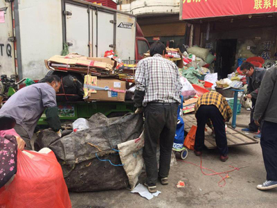 无锡梁溪城管规范废品经营 有效维护城市生活环境
